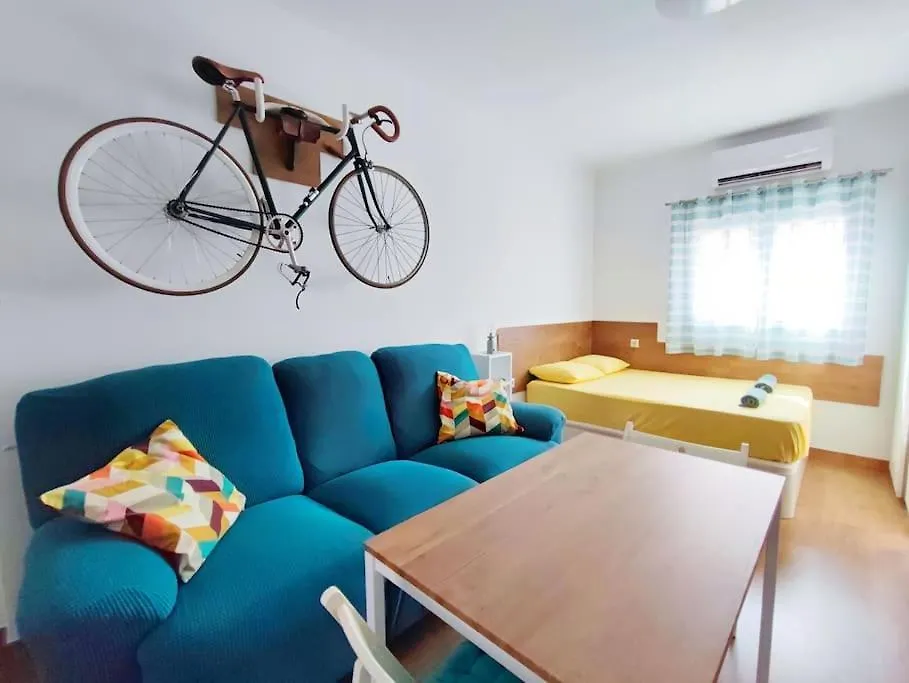 Appartement Bright And Quiet Studio In Málaga Spanje